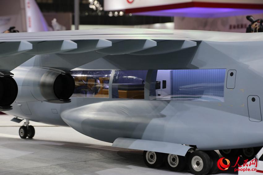 在线观看免费777av 线观内容选择上也要注意