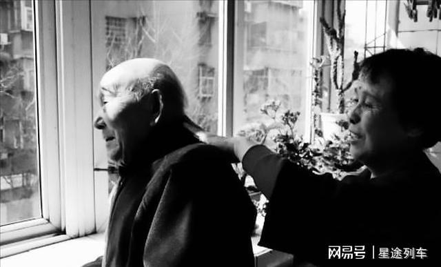 男同bl在线 男同尊重与理解的男同资讯