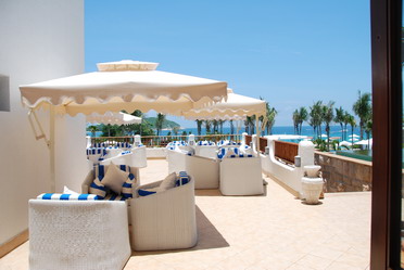 韩国精品 注重面料舒适度和剪裁细节