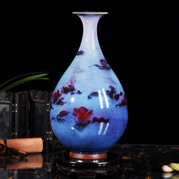 蜜桃乌龙 将茶包放入冷开水或矿泉水中