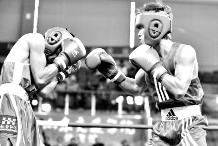 国家队 多次在国际赛场上为国争光